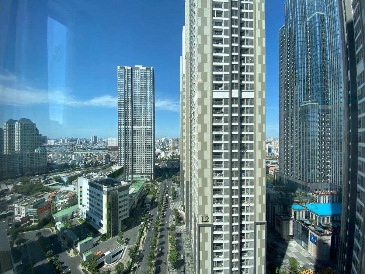 Apartment Vinhomes -christine Luxury *