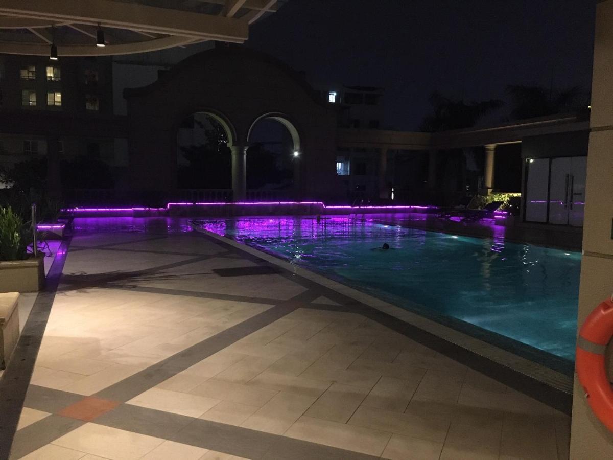 Saigon Free Swimming Pool Ho Chi Minh City