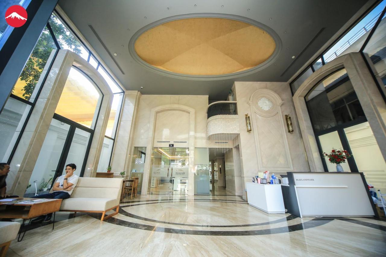 Fuji Landmark Apartment *