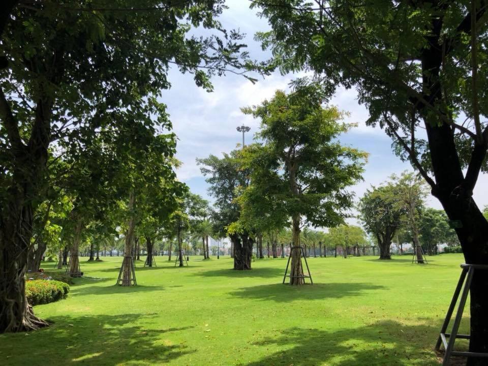 Homes By Christine - Vinhomes Park * Ho Chi Minh City
