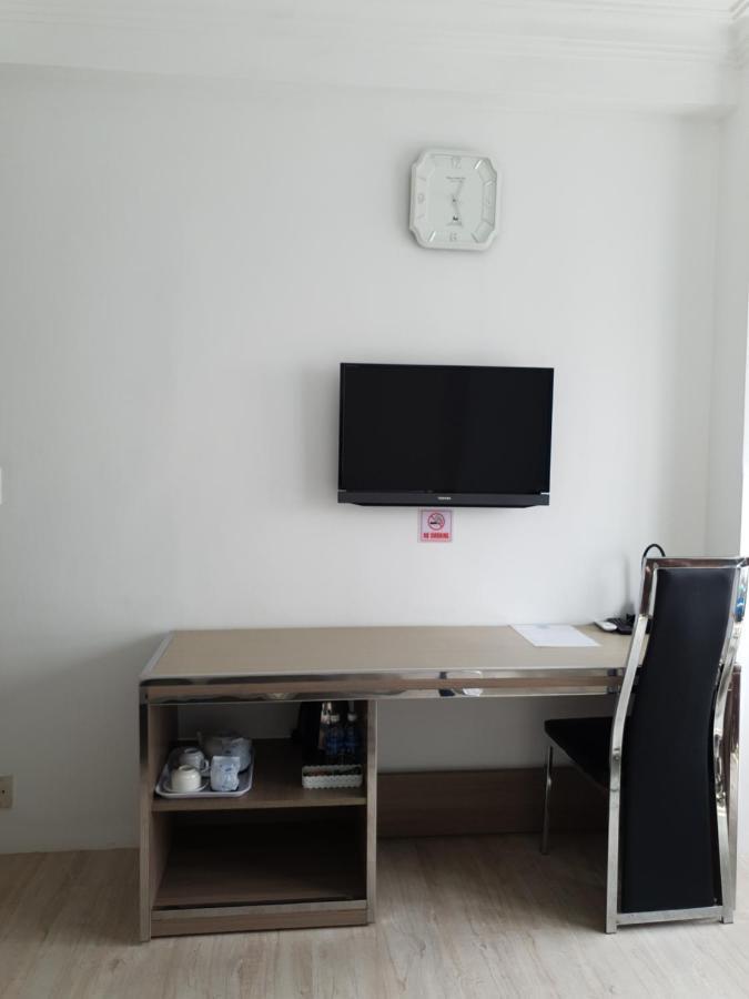A25 - 14 Pho Duc Chinh Hotel
