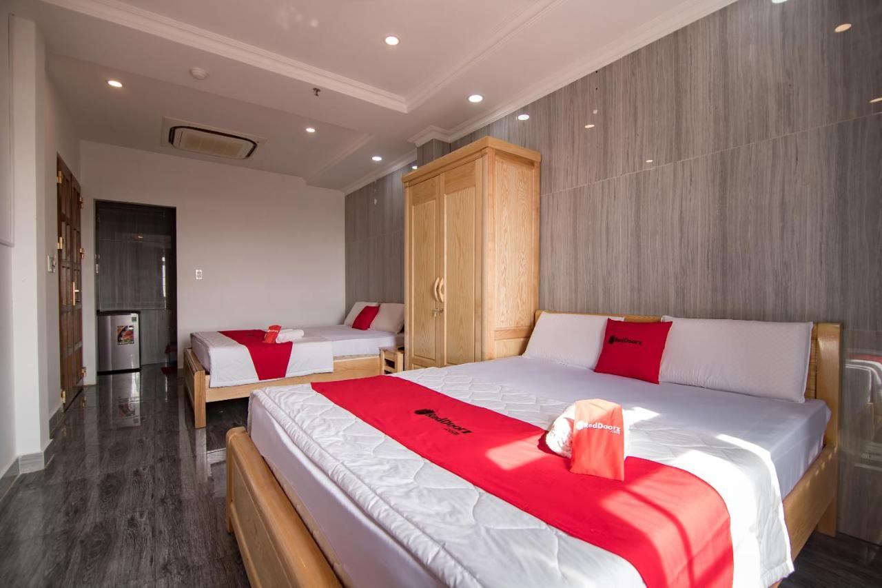 Reddoorz Near Tan Son Nhat Golf 2 Hotel 3*