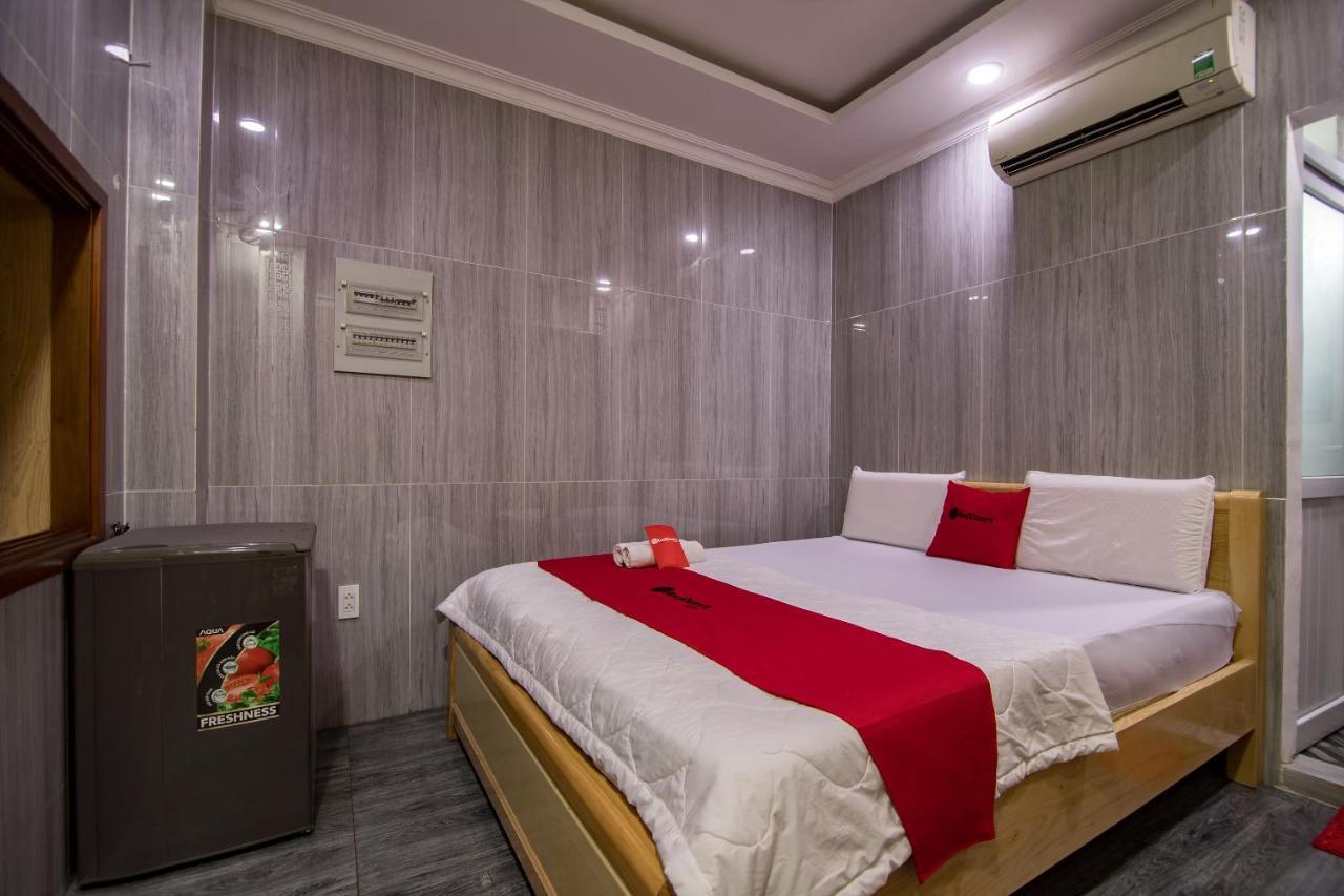 Hotel Reddoorz Near Tan Son Nhat Golf 2 Ho Chi Minh City