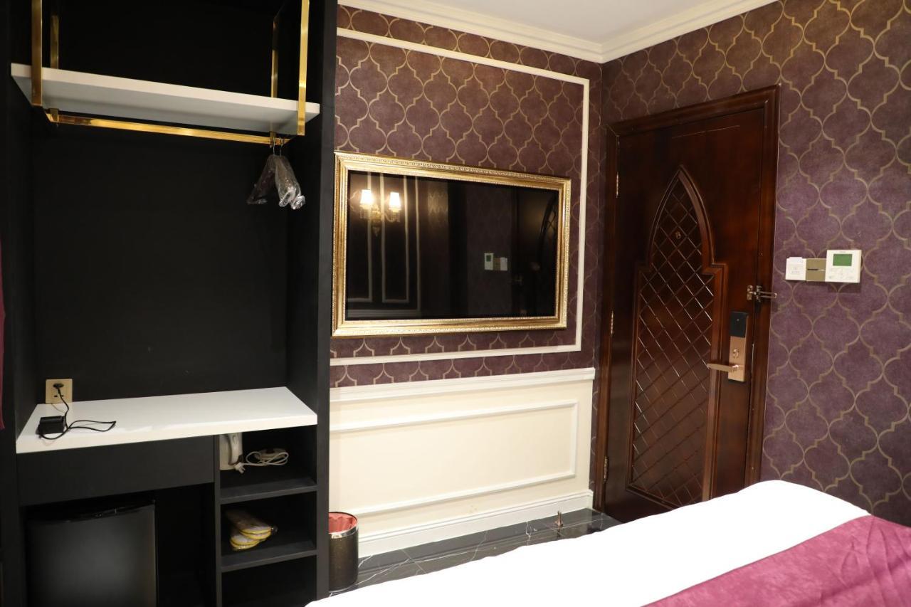 Hotel Enjoy 7