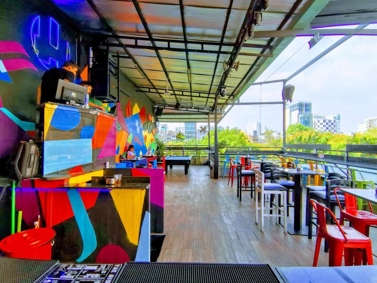 The Hideout * Ho Chi Minh City
