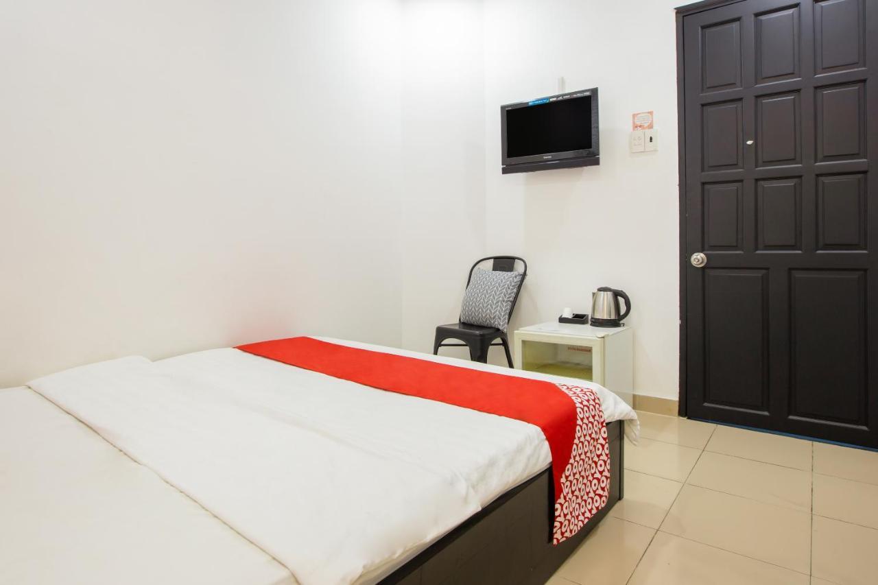 Lyn Mini Hotel