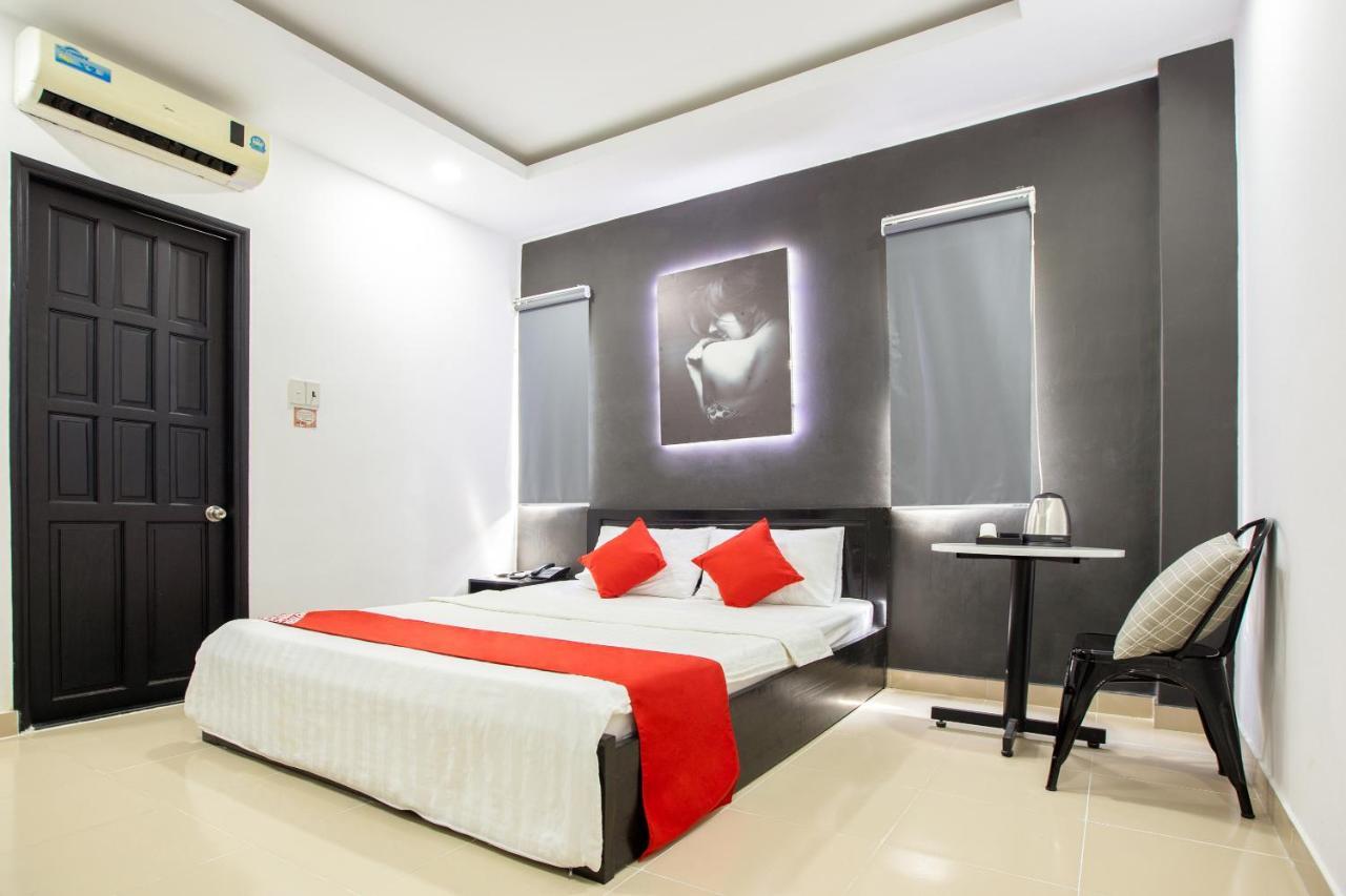Lyn Mini 2* Ho Chi Minh City
