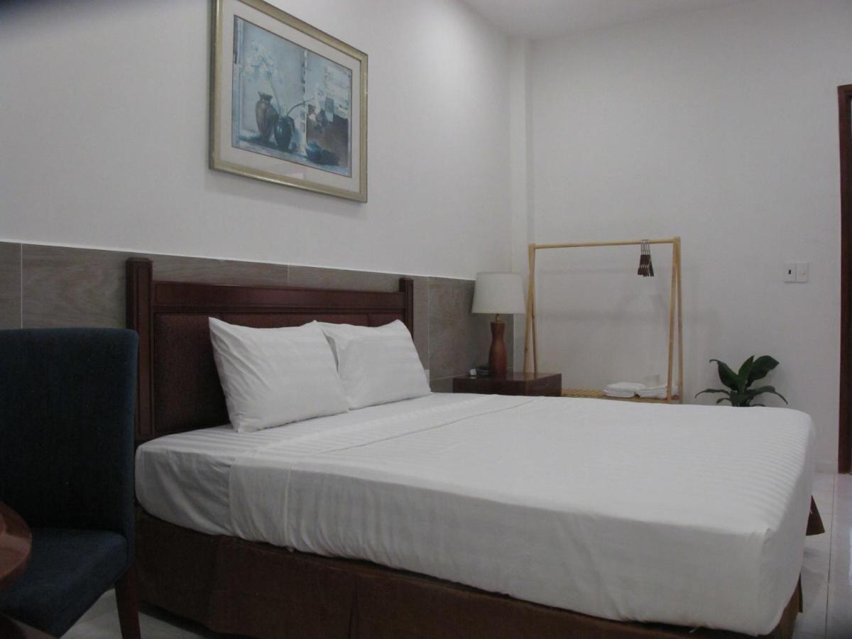 Bhome Hotel 2*