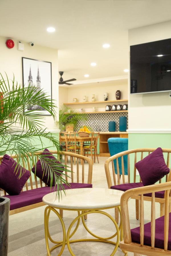 Dai Nam Sai Gon Hotel 3*