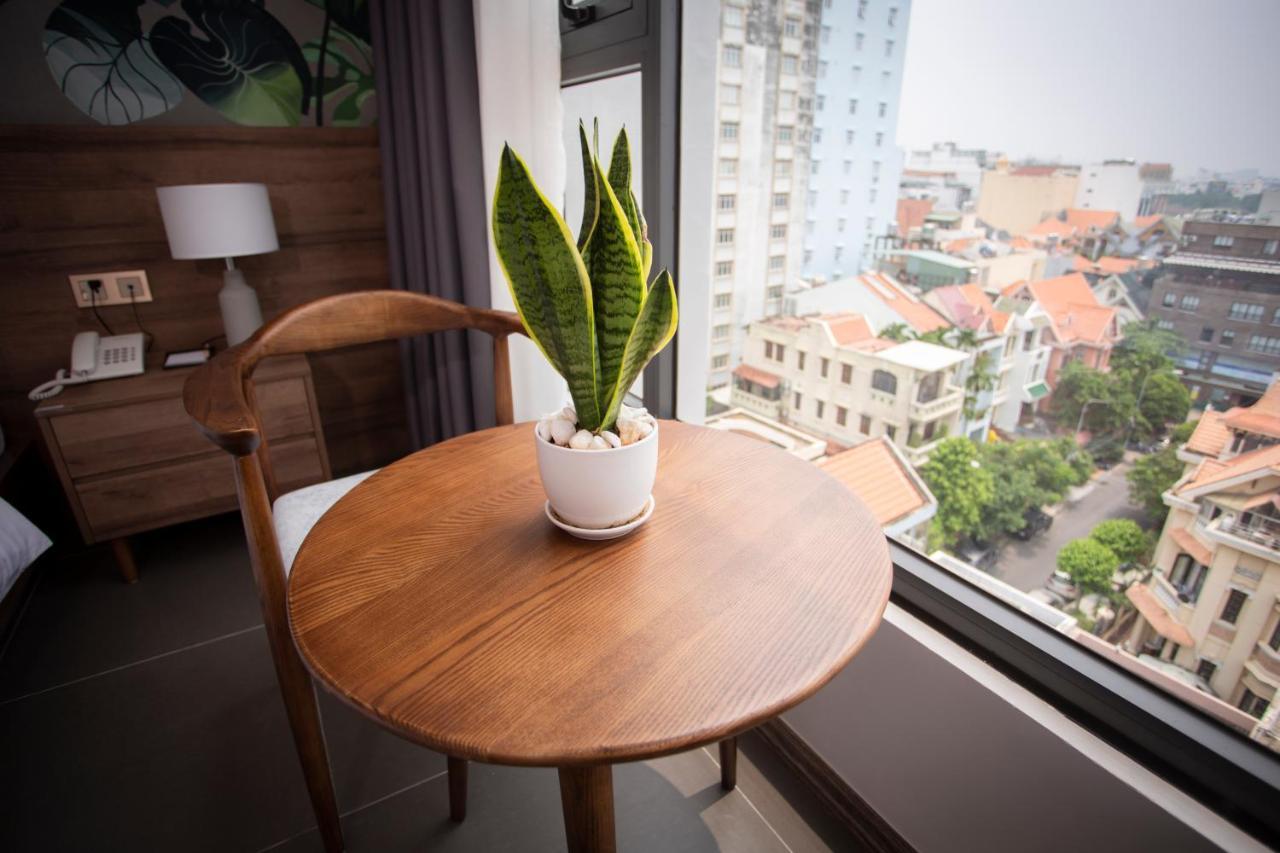 Thanh Long - Tra Khuc Ho Chi Minh City