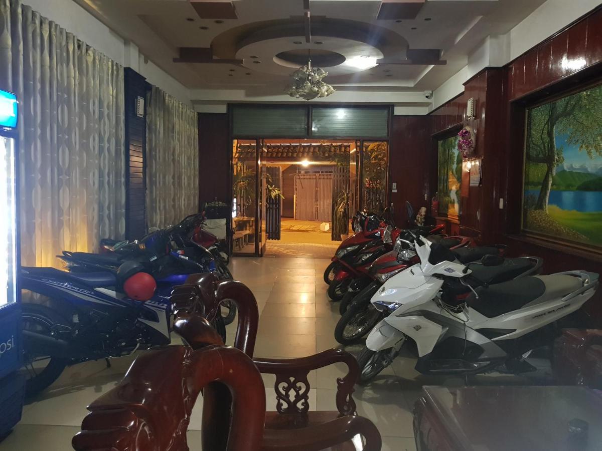 Hotel Khach San Nhat Quynh Anh
