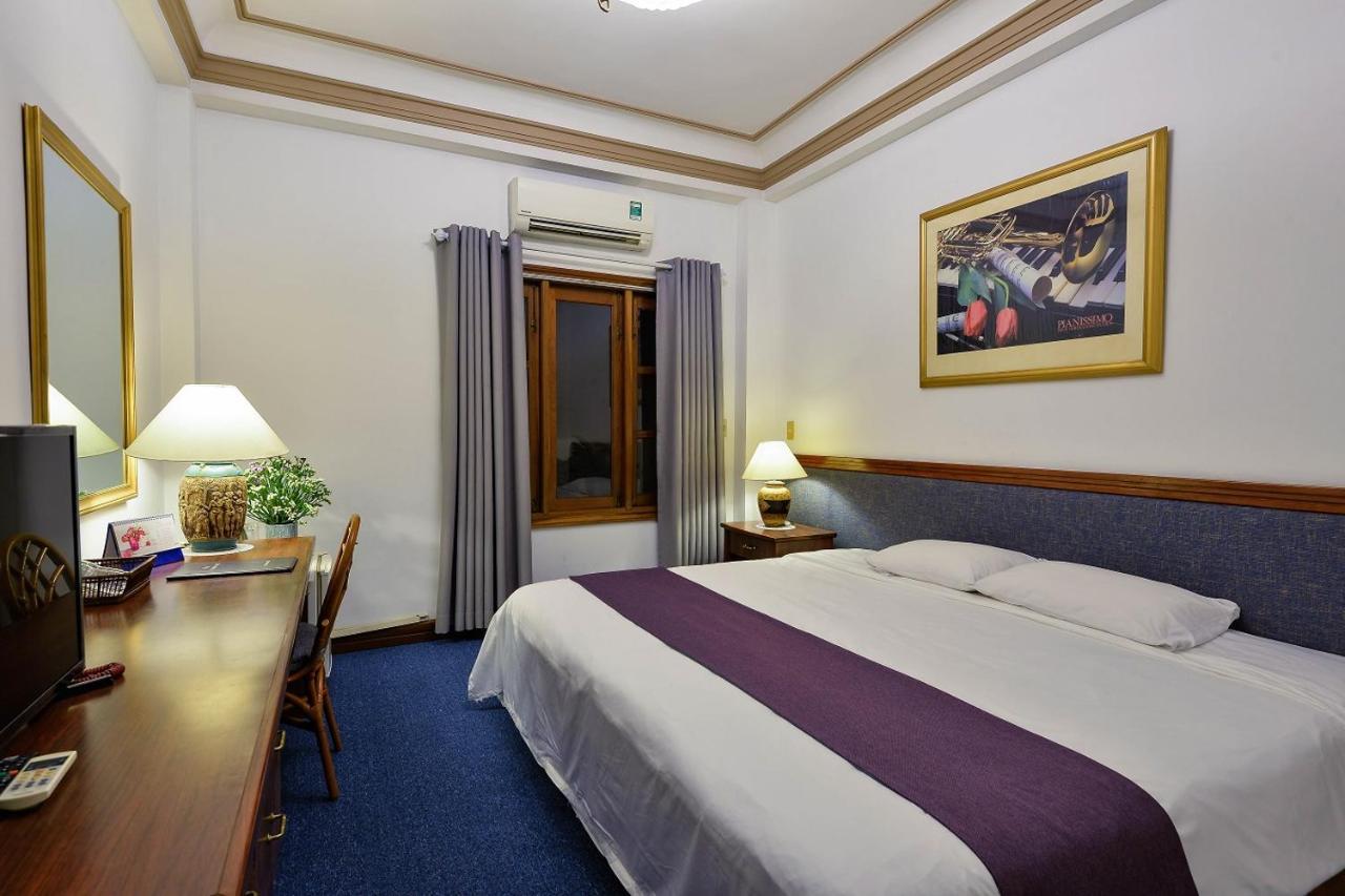 Hotel The Spring Ho Chi Minh City
