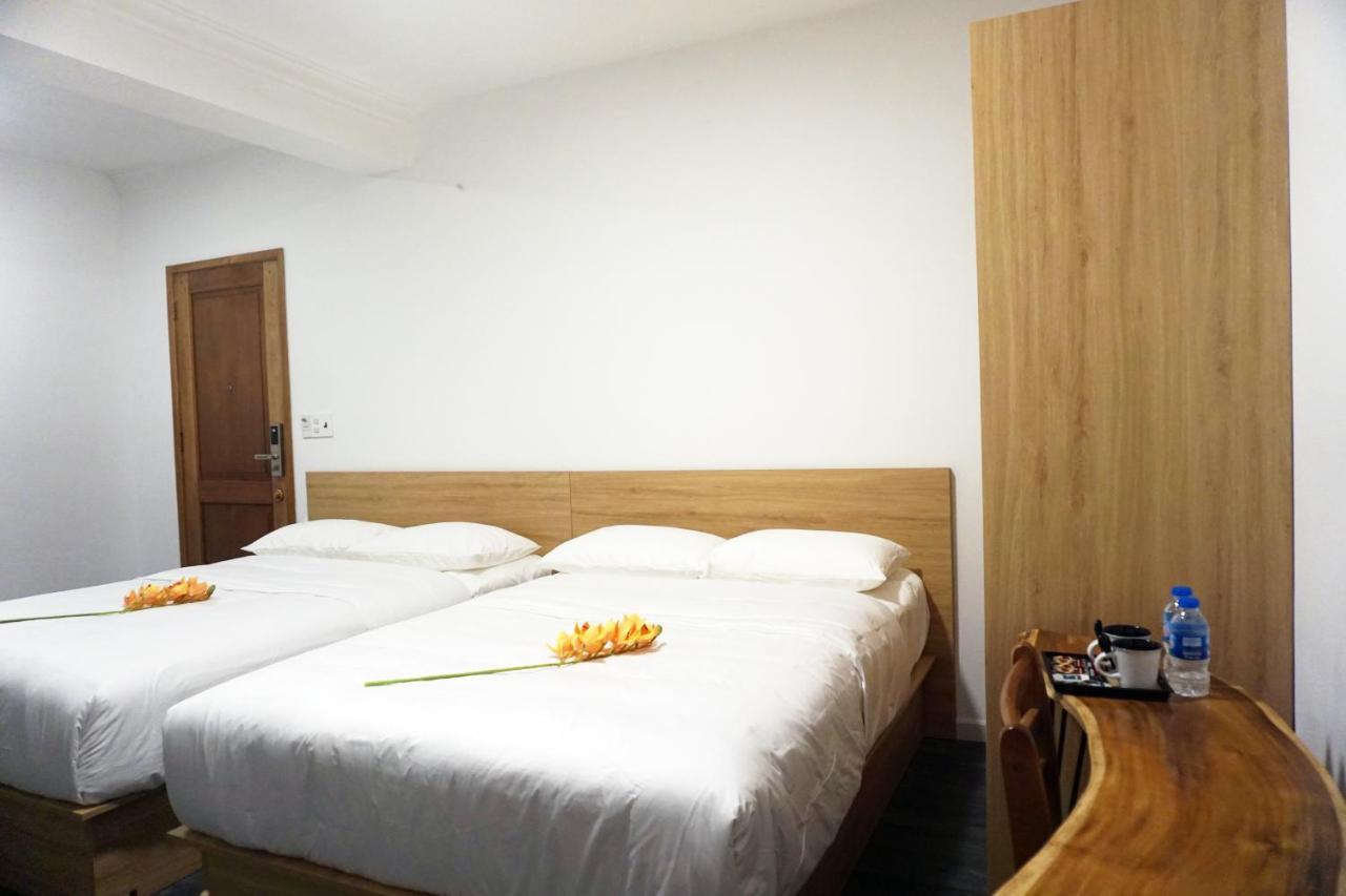 Oriental Art Hotel