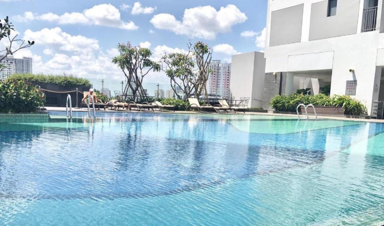 Saigon 9 - Rivergate Infinity Pool Ho Chi Minh City