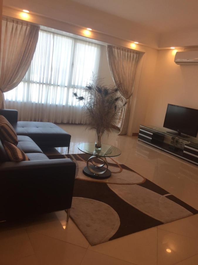 Homestay Saigon Free Swimming Pool *