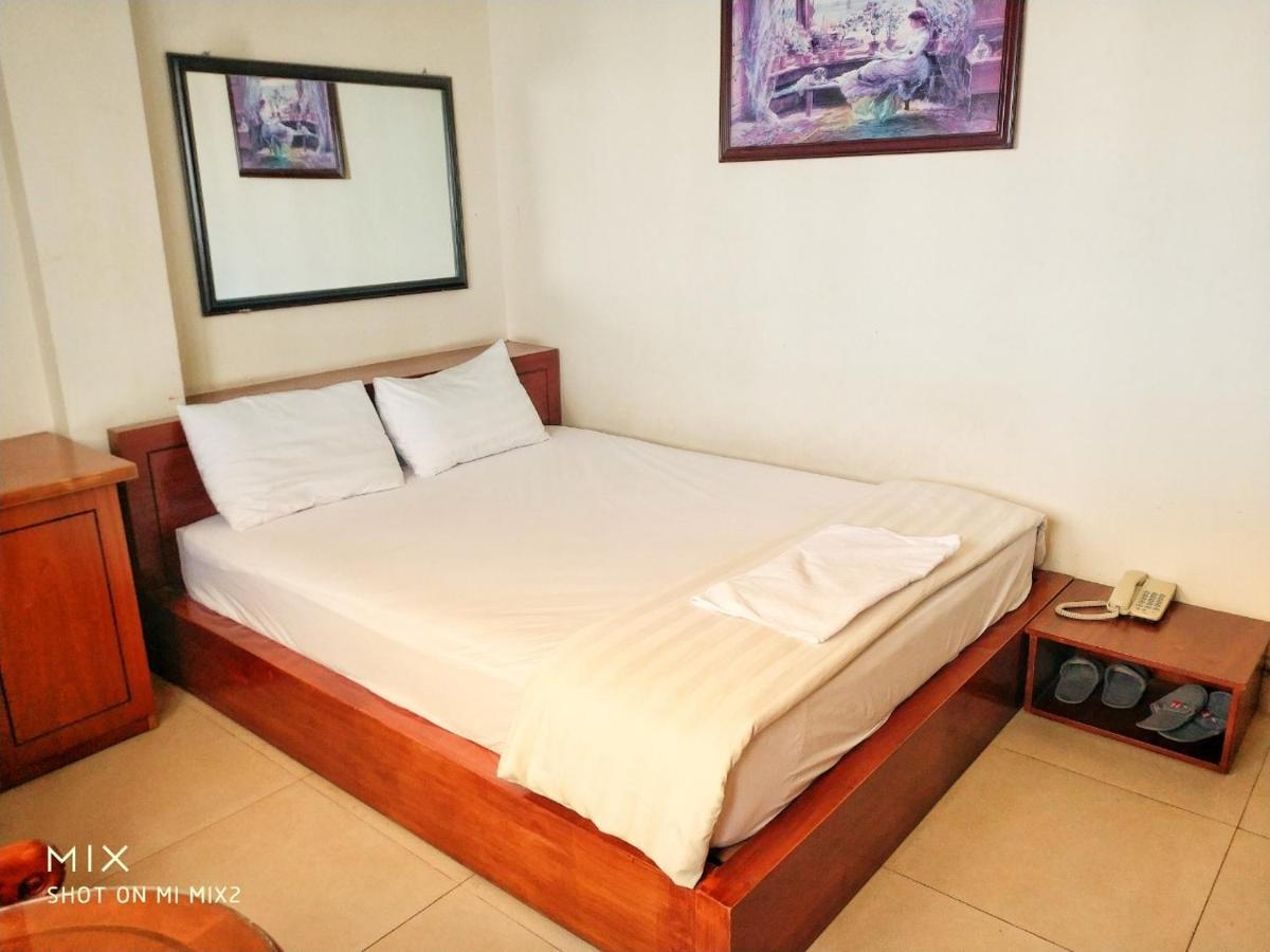 Hotel The Six Hotel-hoang Long Son 3 2*
