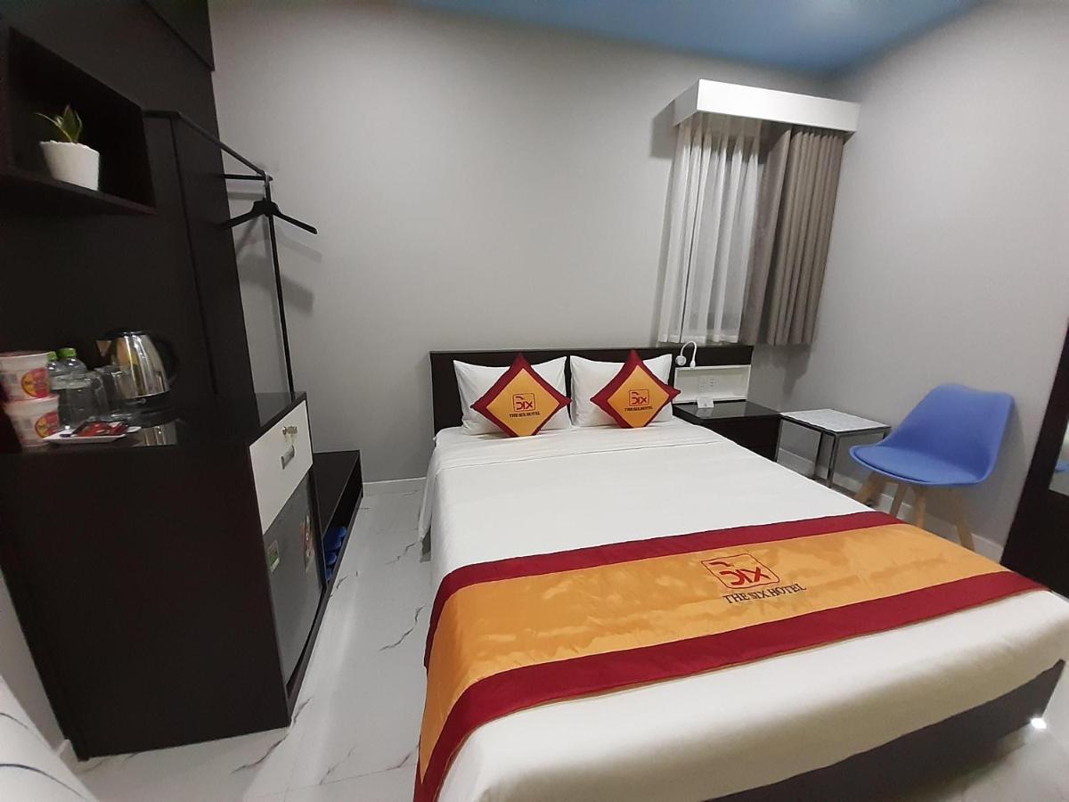 Hotel The Six 2*