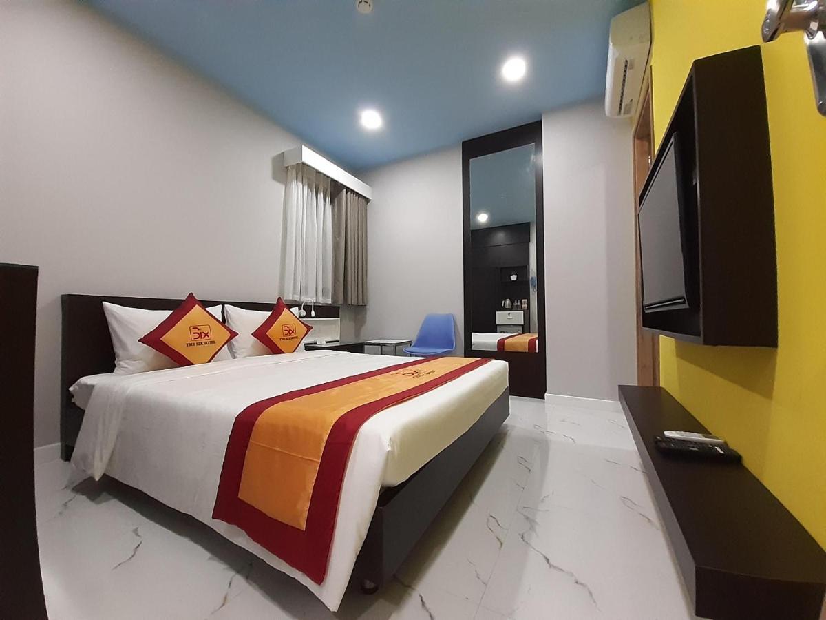 The Six Hotel