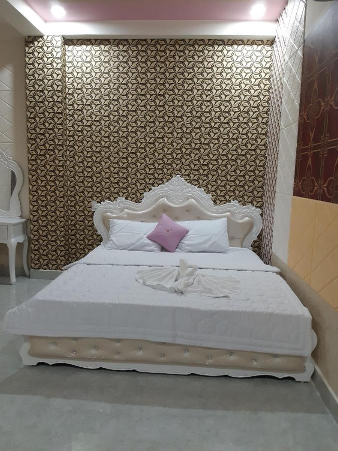 Ben Song 1056 Ha Huy Giap Hotel 2*