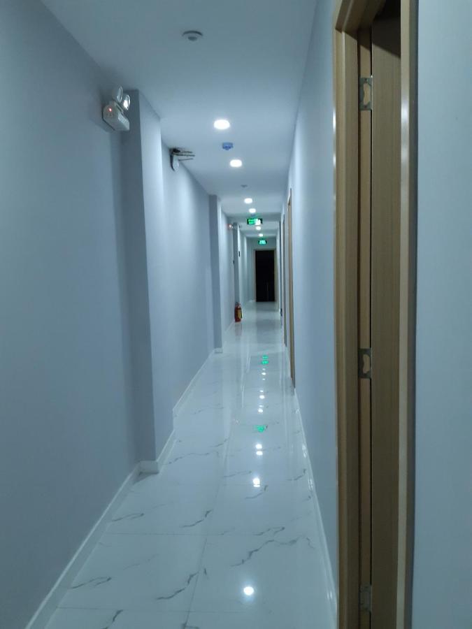 The Six Hotel 2*