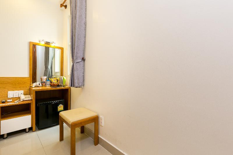 Oyo 231 Thien Cung Hotel 2*