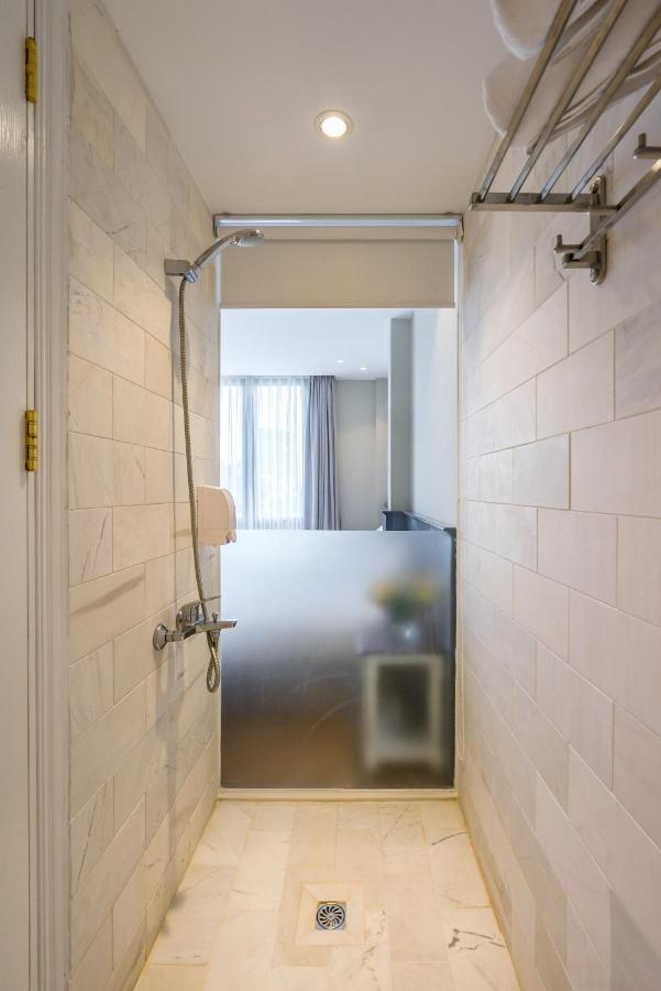 Parklane Saigon South Hotel 2*