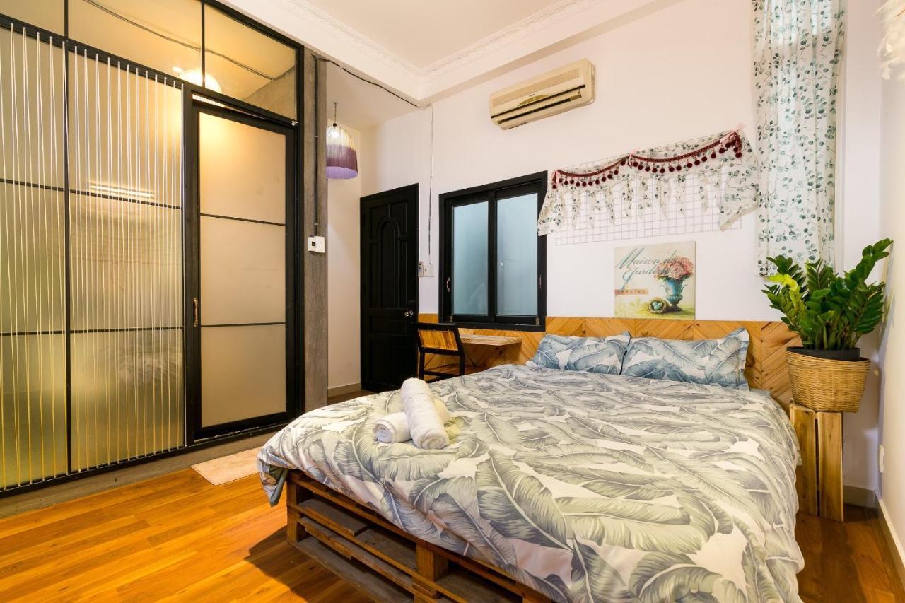 1991 Sai Gon Hotel Ho Chi Minh City