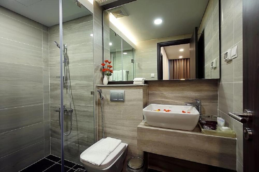 Khách sạn Aurora Western Village TP. Hồ Chí Minh