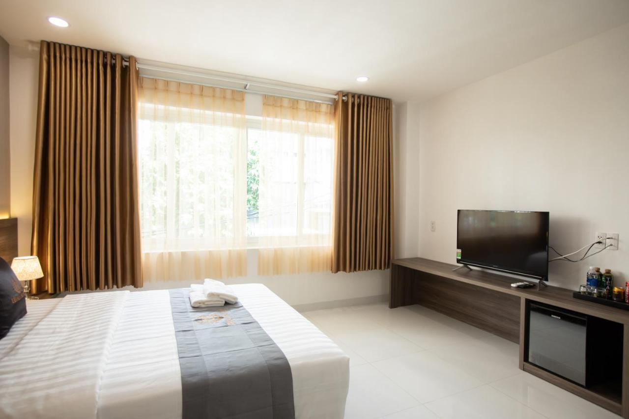 Hotel Hera Airport