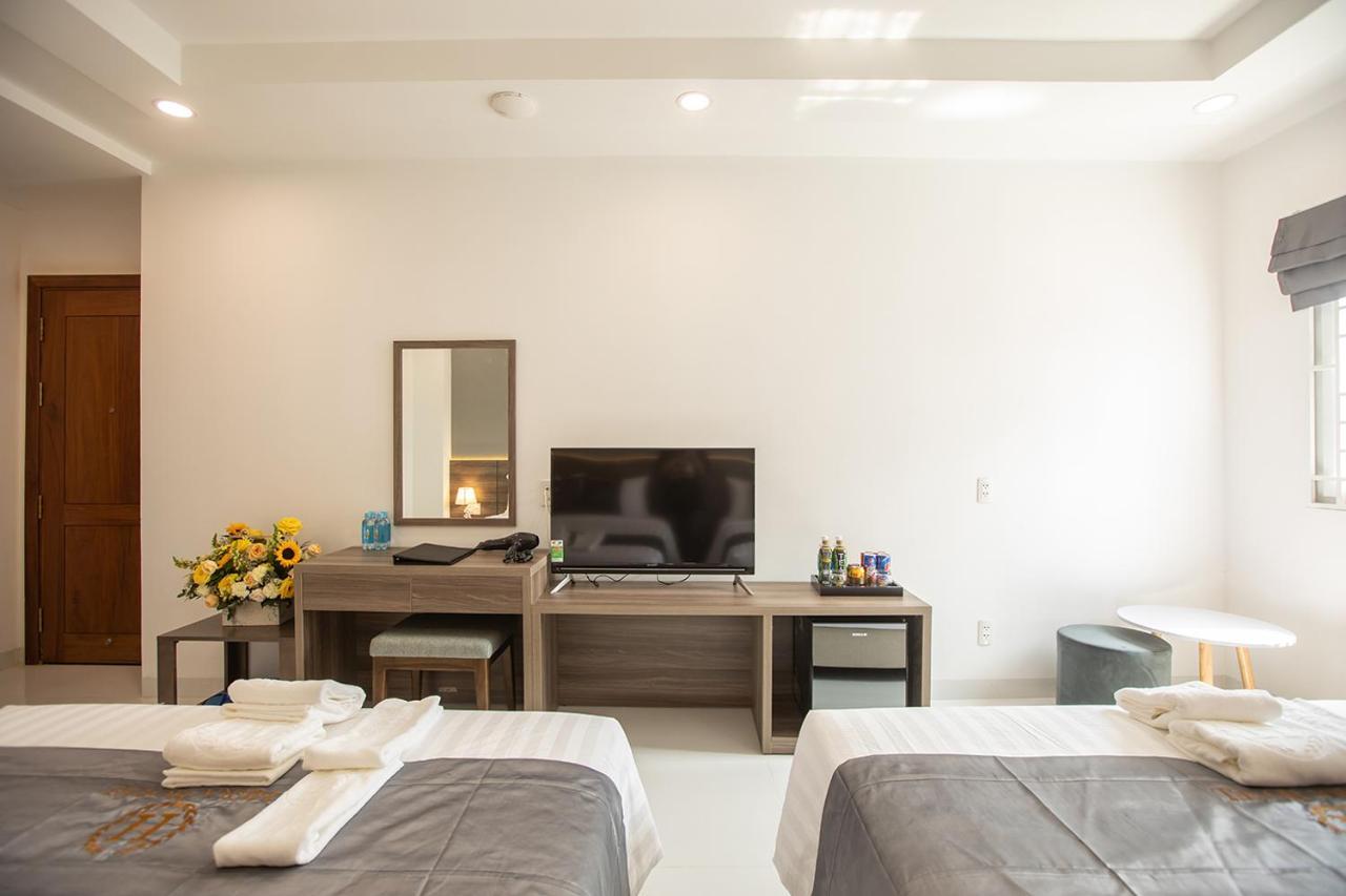 Hera Airport Hotel 3*