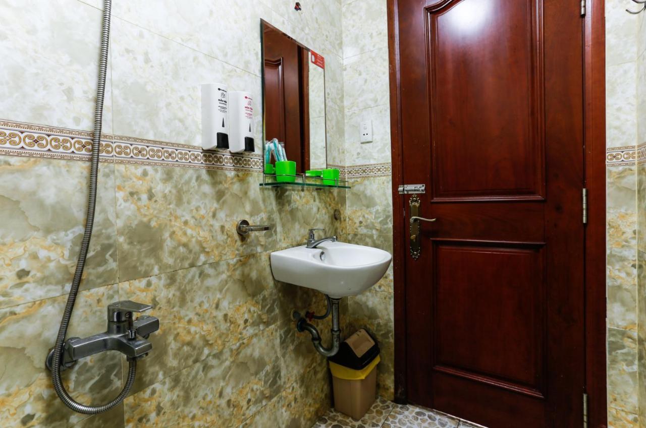 Hotel Oyo 395 Anh Quoc *