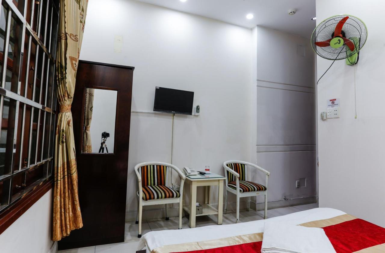 Hotel Oyo 395 Anh Quoc Ho Chi Minh City
