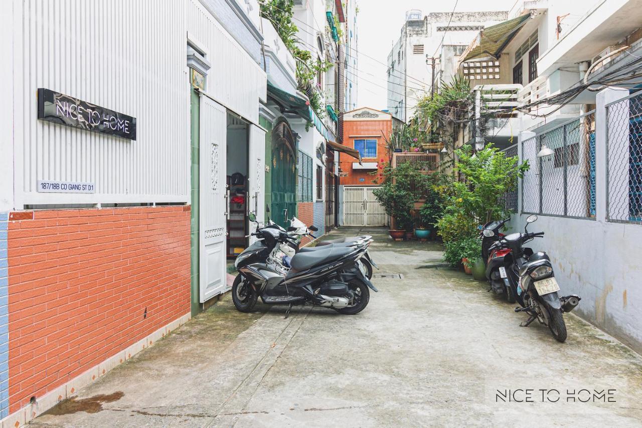 The Art - Nice To Saigon *