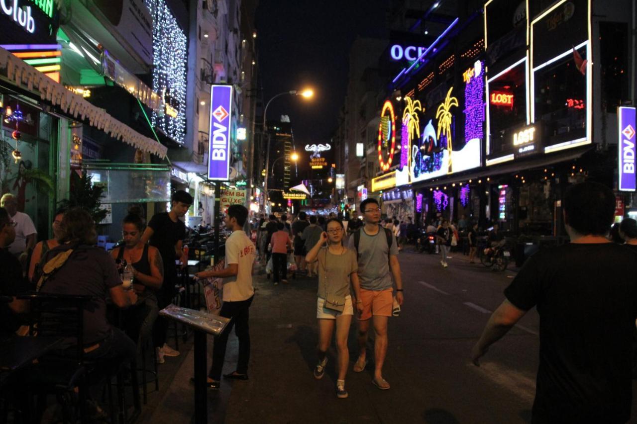 The Art - Nice To Saigon Homestay