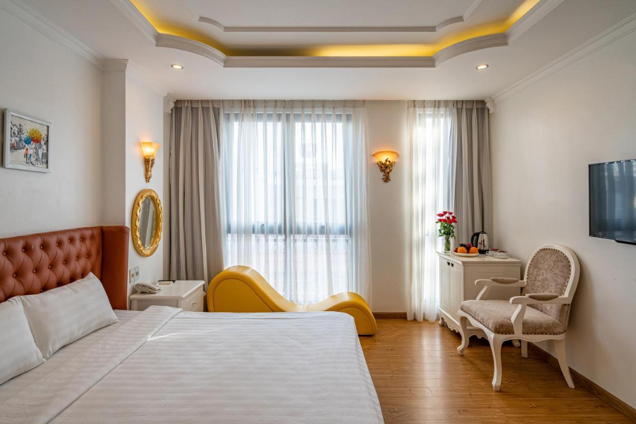 Hanz Mimosa Hotel
