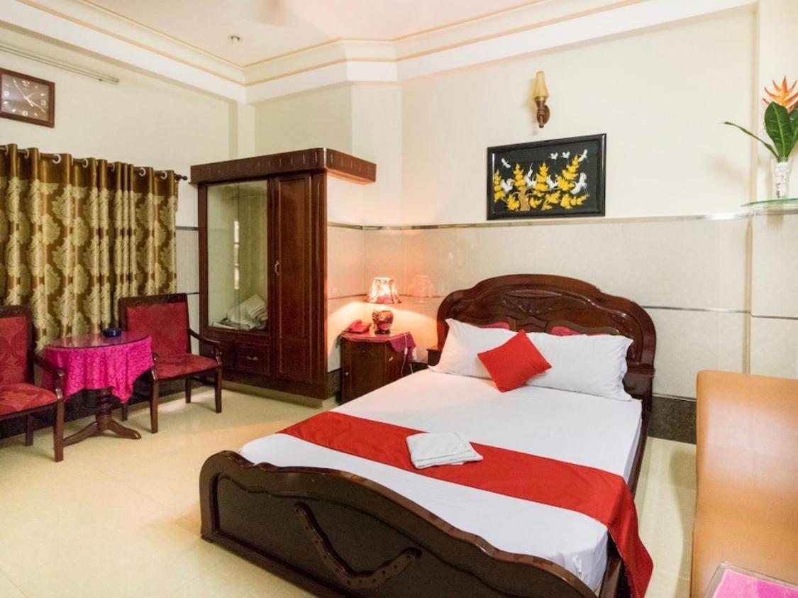 Tan Hoa & Massage