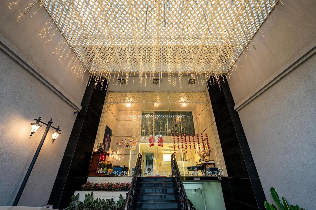 Khách sạn Iris Saigon 3*