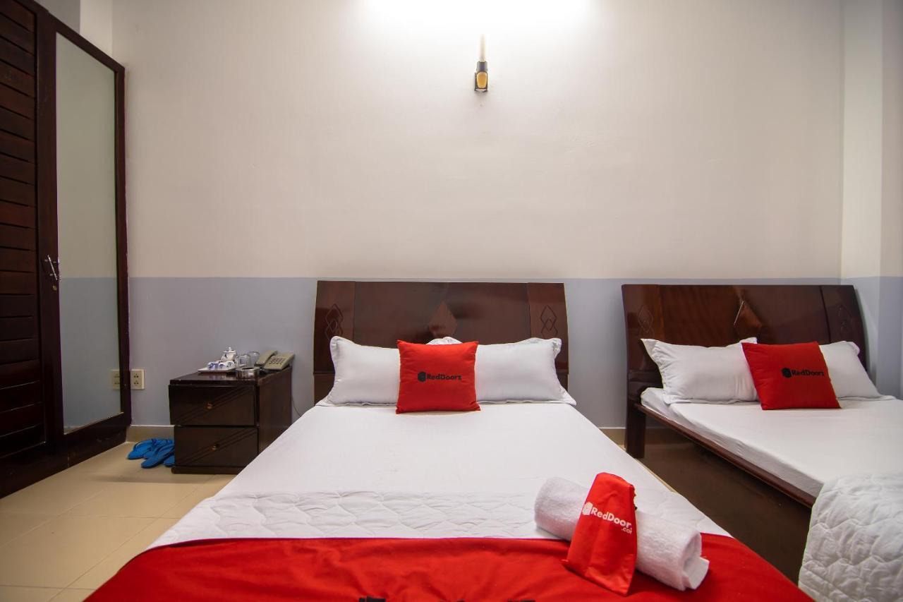 Hotel Reddoorz Hoang Minh