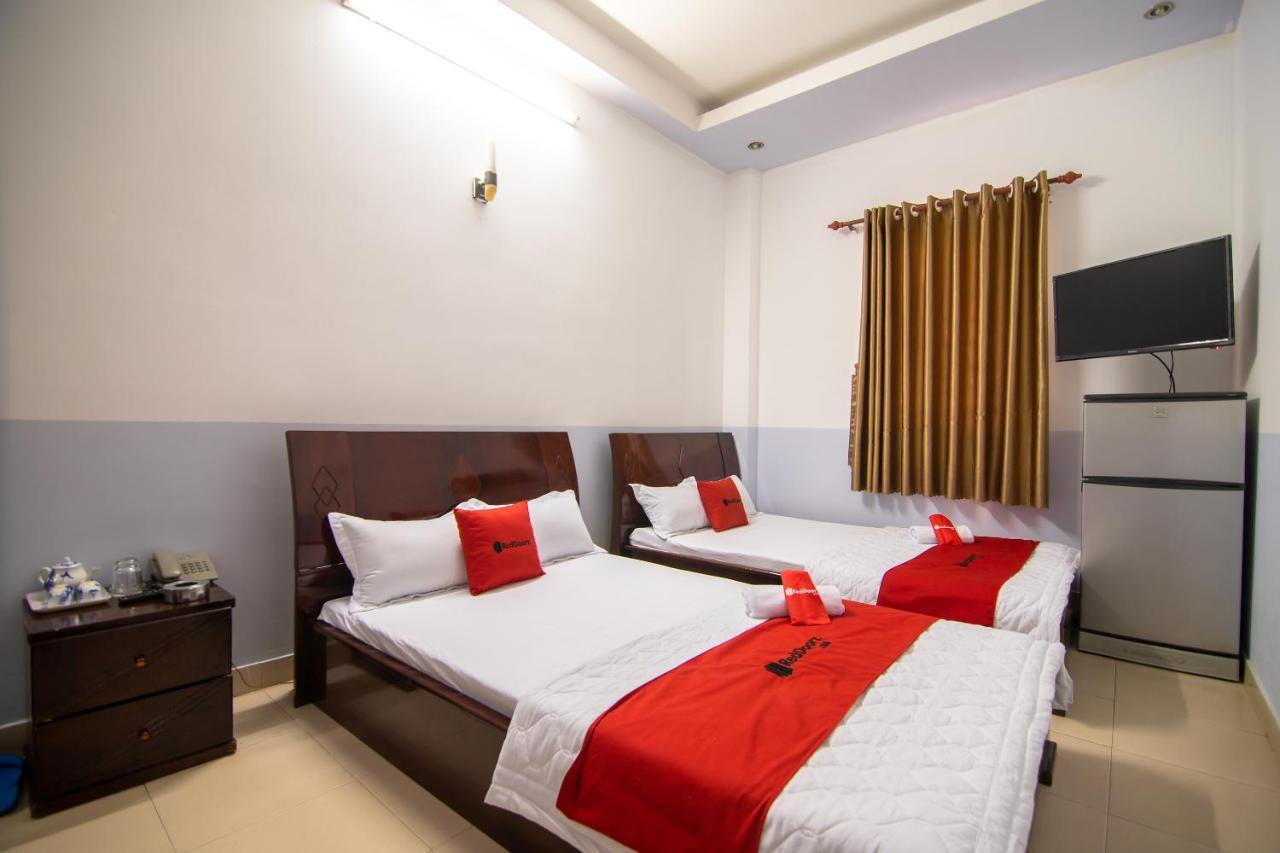 Hotel Reddoorz Hoang Minh