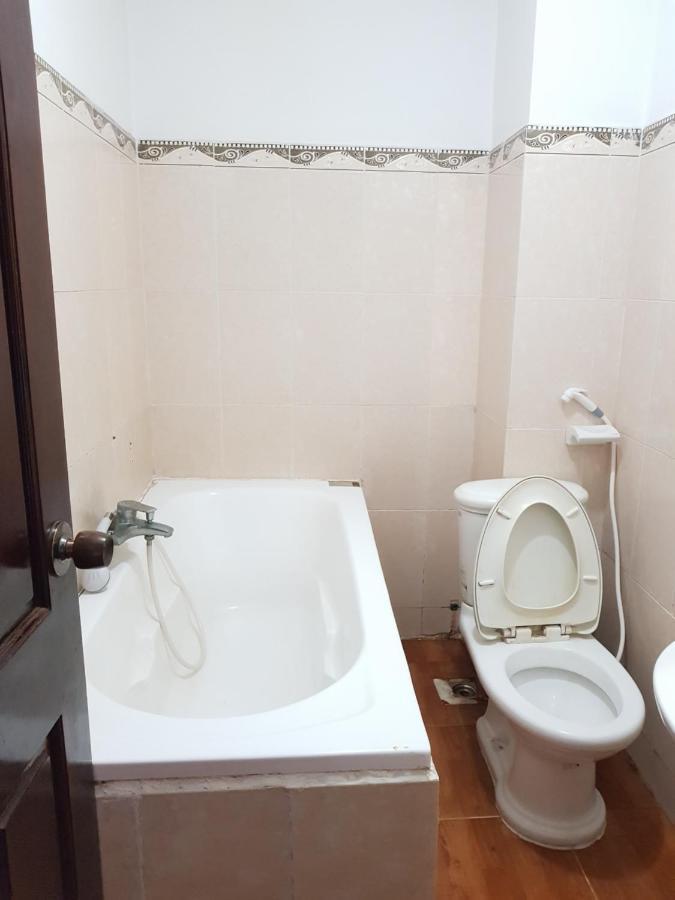 Hotel Khach San Nhat Quynh Anh *