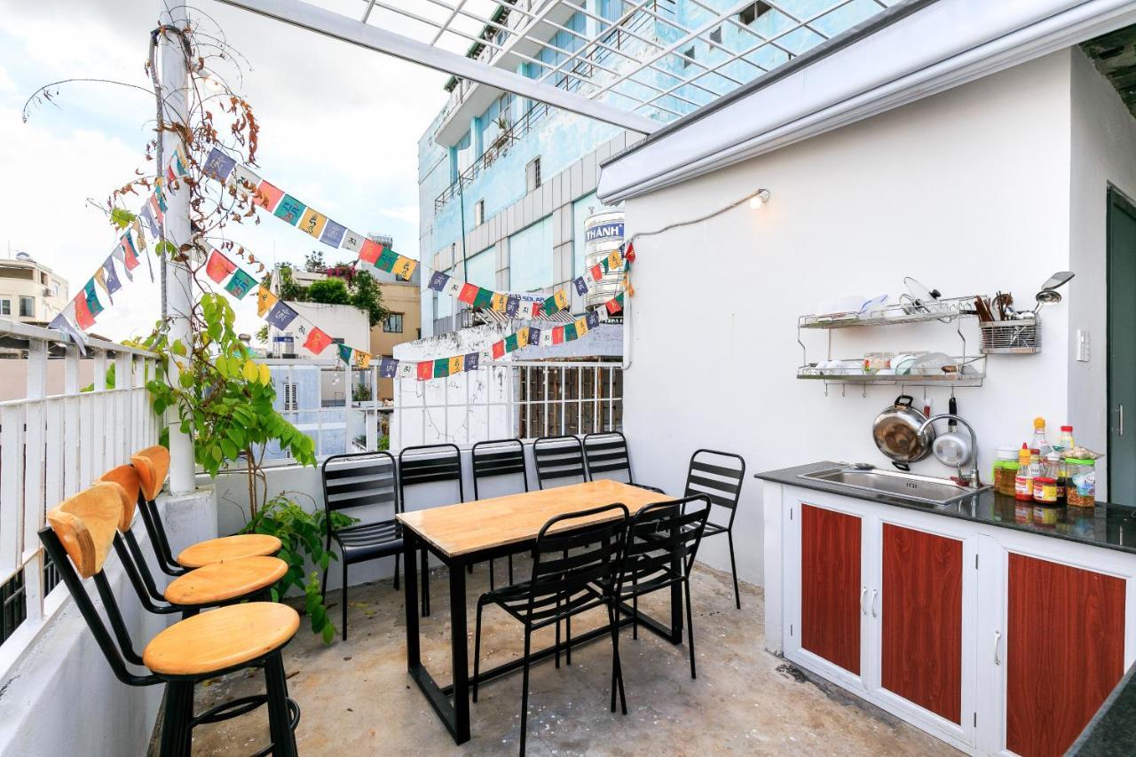 Hotel Dlux Saigon 3*