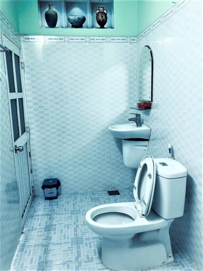 Hotel Khach San Minh Minh Hieu Ho Chi Minh City