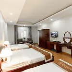Ben Thanh Market Central Hotel