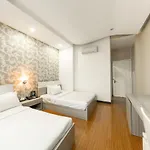 Ben Thanh Market Central Hotel