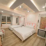Wonder Hotel