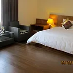 Bizu Hotel II