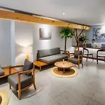 Silverland Min Hotel