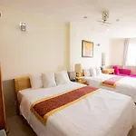Atana Hotel