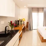 Sunshine Luxury Hotel