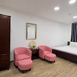 Lila Hotel & Apartments Hung Gia 4